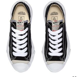 Maison Mihara Yashiro Hank Sneakers black/white Size 7.5